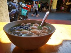 杂丸汤-老彬专工蚝烙糕粿