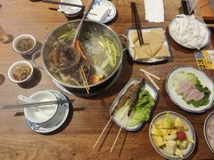 -厝味火锅·潮汕卤水火锅(十一合店)