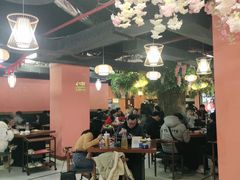 大堂-渔香岛美蛙鱼头火锅(威清路店)