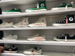 -ABC MART(心斎橋店)