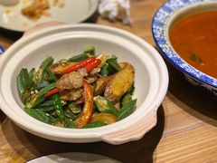 -临界音乐酒馆·小龙虾·江湖菜(华熙LIVE·鱼洞店)