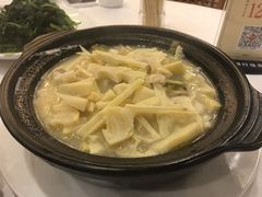 -围龙屋客家食府(福田店)