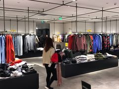 -URBAN REVIVO(荟聚中心店)