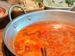 -野山舂·贵州现舂酸汤火锅(鸿通城店)