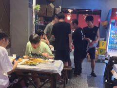 -老街烧烤大排档·地道湖北菜·龙虾馆(汉口火车站店)
