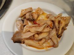 -左庭右院鲜牛肉火锅(浦江欢乐颂店)