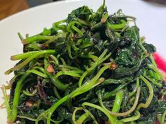 -黄泥岗·地道湖北菜(奥特莱斯店)