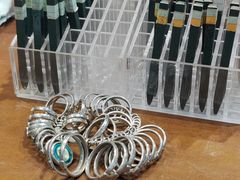 -十八字金·银饰·拼豆·开蚌DIY(魏公芳华里店)