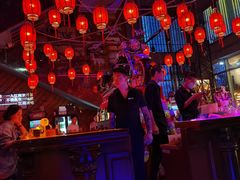 -江湖酒吧