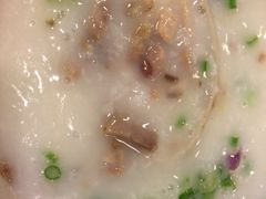 皮蛋瘦肉粥-大师傅粥品(埃华街)