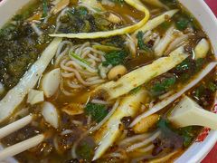 笋尖米粉-无名缘米粉(领展购物广场京通店)