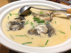 小院大鱼头（水煮）-耕渔小院·湖南鱼鲜(望城店)