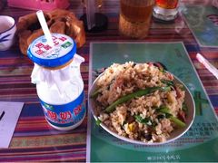 纳西炒饭和耗牛酸奶-88号小吃店·经典云南菜·地道纳西美食