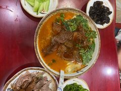 -金杨拉面王小吃面馆·牛三宝面·红烧牛肉粉