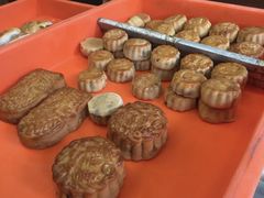 莲香蛋黄莲蓉月饼-香港蓮香樓(中環店)