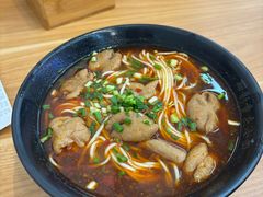 -丽影重庆小面(定西路店)