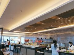自助取餐区-云端西餐厅(南宁龙光那莲豪华精选酒店)