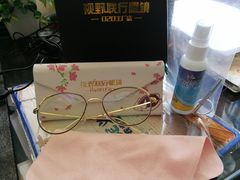 -视野联行眼镜蔡司·依视路官方授权店(顺城店)