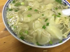 -胖子馄饨坊(天目大厦东南)