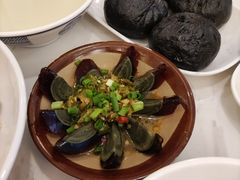 -李与白包子铺(桐梓林店)