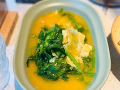 豌豆黄浸豌豆尖-半山腰·云南菜(侨福芳草地店)