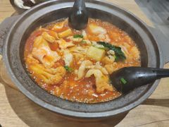 -极有家小鱼小鸡石锅煲(佳兆业店)