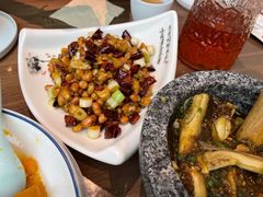 宫保鸡丁-有红鸡毛店·川菜(建设路店)