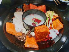 鸳鸯锅底-重庆古老火锅