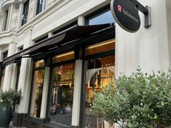 -lululemon(比斯特购物村店)