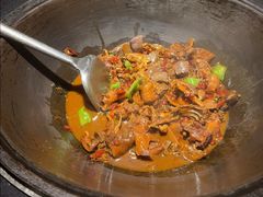 -挂旗柴锅鸡(蚌山区嘉年华店)