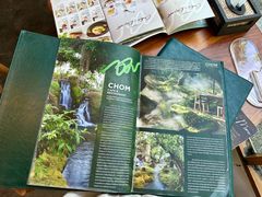 -Chom Cafe and Restaurant