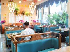 -巴特餐饮6加1音乐餐吧·新疆菜
