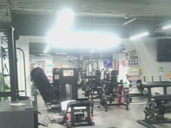 -超鹿运动(达信大厦店)