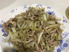 -盒马鲜生(丁香国际店)