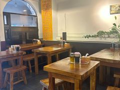 -丽虹云南过桥米线(兴工街店)