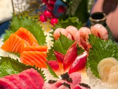 -蟹犇前•帝王蟹雪蟹(陆家嘴店)