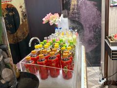 -西藏饭店·亚克·食光自助餐厅(文殊院店)