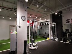 -汗水空间私教健身连锁(SM广场店)