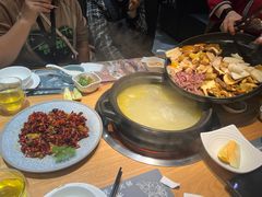-一朵菌·野生菌探索家火锅(南亚店)