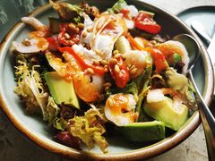 虾仁牛油果沙拉-RAC BAR(安福路店)