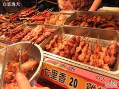 -六合夜市