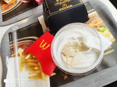 安格斯厚牛培根堡-麦当劳(乳山路店)