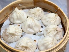 -莱莱小笼·乔艾