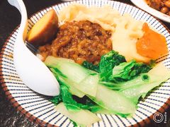 -胡须张鲁肉饭(美食文化馆店)