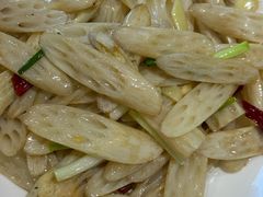 -董厨煨汤馆(车站路店)