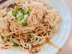 招牌热干面-德泓面馆(颐高店)