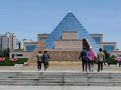 -上海市龙华烈士陵园