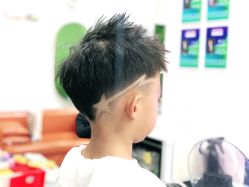 -可酷艺剪专业儿童美发沙龙(长风国贸第六馆店)