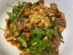 -费大厨辣椒炒肉(万家丽一店)