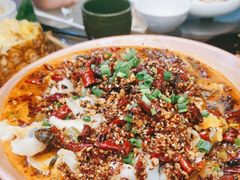 -云海肴·汽锅鸡·云南菜(天山百盛优客店)